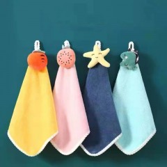 Serviette  en velours de corail 30* 30cm