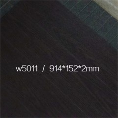 Plancher sec en cuir