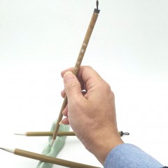 Pinceau de peinture en bambou avec tête en laine
