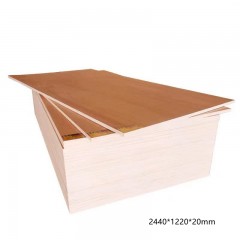 Contreplaqué en noyau de bois djarrah stockholm classe E1 5-25mm