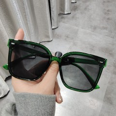Lunettes de soleil homme mince résistant aux UV