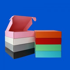 Boîte à colis en carton ondulé pliant en couleur à 3 couches