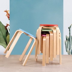 Tabouret en plastique épais pour usage domestique