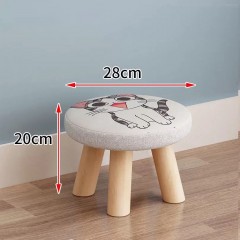 Petit tabouret en forme de champignon pour enfant