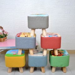 Tabouret en bois massif et tissu