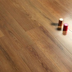 Plancher en bois stratifié résistant à l'usure