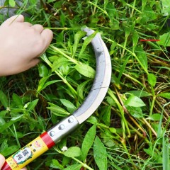 Tondeuse à gazon robuste et tranchante avec manche en acier