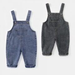 salopette en jean pour bébé