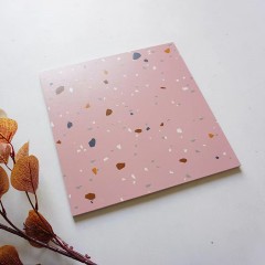 Carreaux de couleur antidérapant petit frais