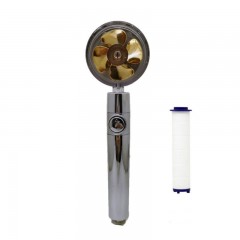 Pommeau de douche avec hélice de ventilation intégrée