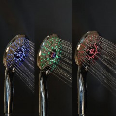Pommeau de douche avec LED et affichage numérique de température