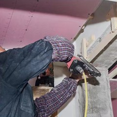 Cloison de plafond intérieure en plaques de plâtre