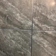 Agent d'embellissement résistant à l'eau et à la moisissure