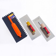 Truelle angle mâle manche bois