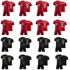 Ensemble 2 pièces de maillot de football du FC  Bayern Munich 22-23