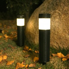 Lampe de pelouse LED solaire pour jardin et cour