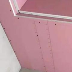 Cloison de plafond intérieure en plaques de plâtre