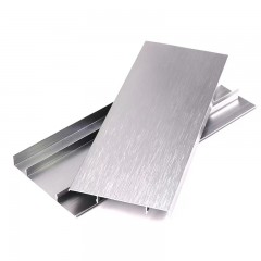 Plinthe décoratives en aluminium