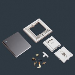 Intérrupteur  gris de chambre à coucher