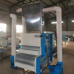 Machine combinée auto-amorçante d'égrenage