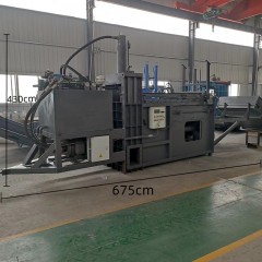 Machine à briquettes de paille