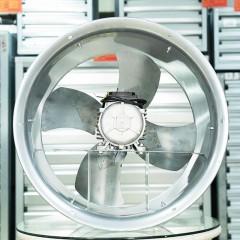 Ventilateur à pression négative cylindrique haute puissance pour l'élevage industriel autonome