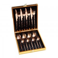 Ensemble de couverts en acier inoxydable poignée carrée couteau fourchette cuillère Set de 16 pièces dans une boîte en bois doré