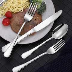 Ensemble de couverts couteaux et fourchettes en acier inoxydable