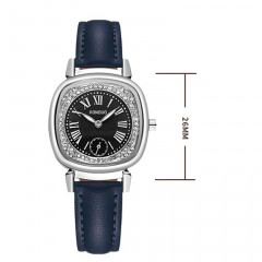 Montres dames cadran carré serti de diamants bracelet en cuir