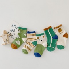 Chaussettes pour enfants ensemble de cinq pièces couleur dessin animé motif coton