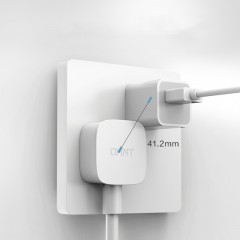 Prise cachée moderne et minimaliste pour la maison