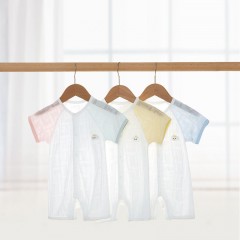 Combinaison bébé en maille respirante Fermeture à l'entrejambe confortable et doux