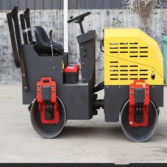 Rouleau compacteur asphalte hydraulique refroidi par eau diesel