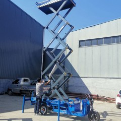 Nacelles à ciseaux Tricycle Mobile 4M