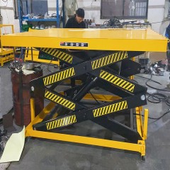 Plate-forme élévatrice fixe de type ciseaux de levage 1M