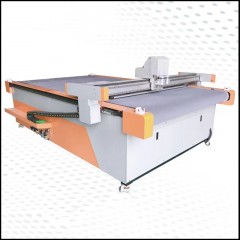 Machine de découpe de cuir de fourrure