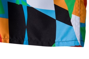 Short décontracté à motif multicolore