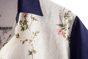 Chemisette homme à motif fleuri