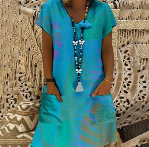 Robe ample évasée à courtes manches