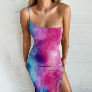 Robe longue à une bretelle avec fente