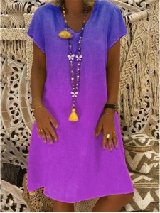 Robe taille évasée col V manches courtes