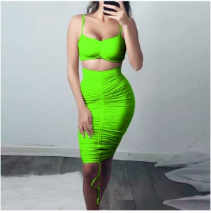 Ensemble mini haut  + jupe courte rétractable