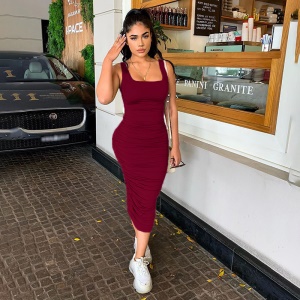 Robe longue moulante sans fente bas froncé