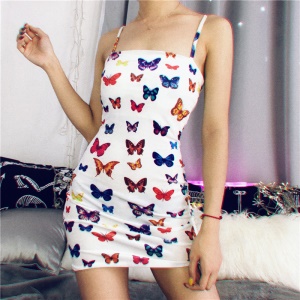 Robe imprimée avec bretelles et dos ouvert