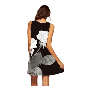 Robe ample décolletée à col rond