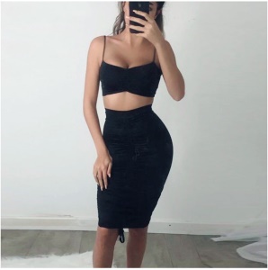 Ensemble mini haut  + jupe courte rétractable