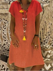 Robe taille évasée col V manches courtes