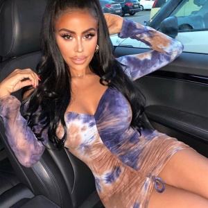 Robe moulante avec  manches