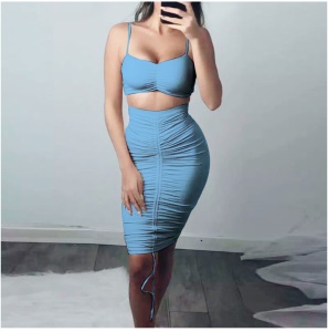Ensemble mini haut  + jupe courte rétractable
