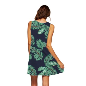 Robe sans manches avec col rond